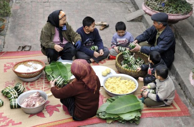 hình ảnh sum vầy ngày tết